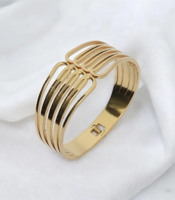 Gold-Plated Modern Cut-Out Kada