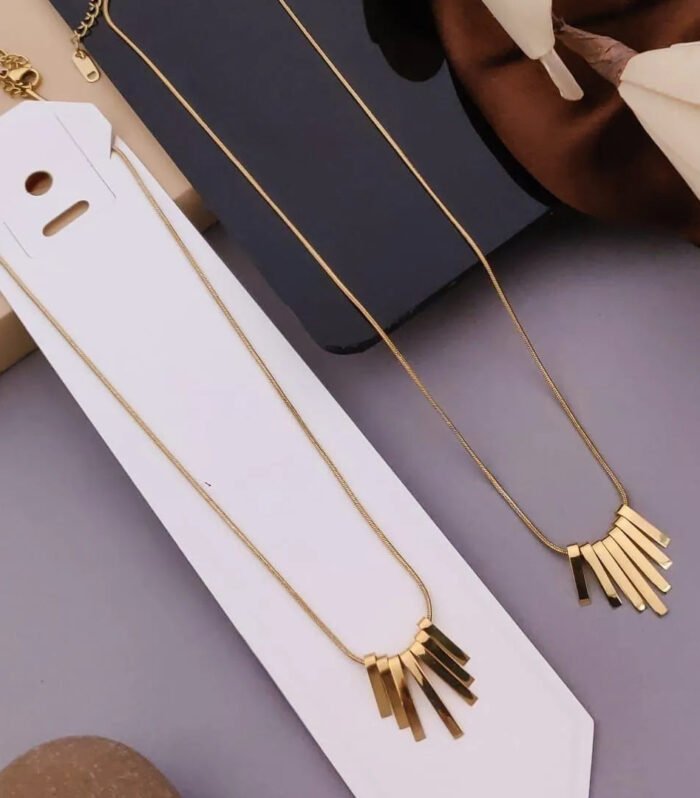 Golden Fringe Pendant Necklace