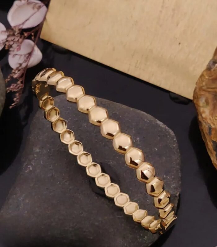 Hexagon Gold Kada
