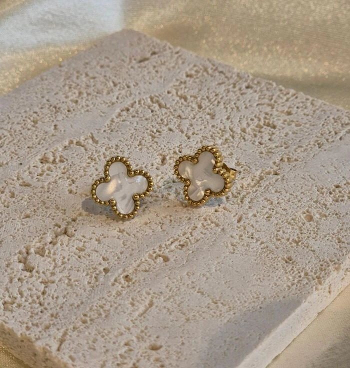 Ivory Clover Stud Earrings (mini)