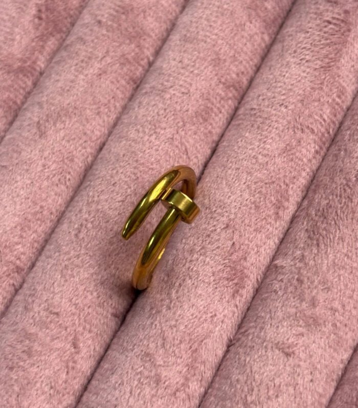 Minimal Nail Wrap Ring