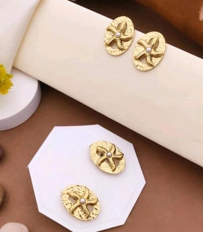 Ocean Starfish Gold Stud Earrings