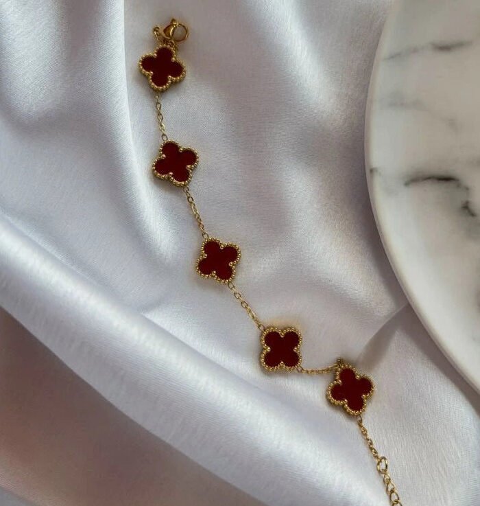Ruby Clover Elegance Bracelet