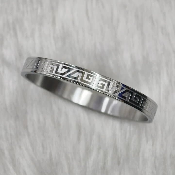 Aegis Greek Key Kada