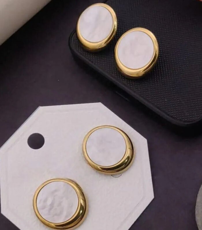 Marble Round Button Earrings